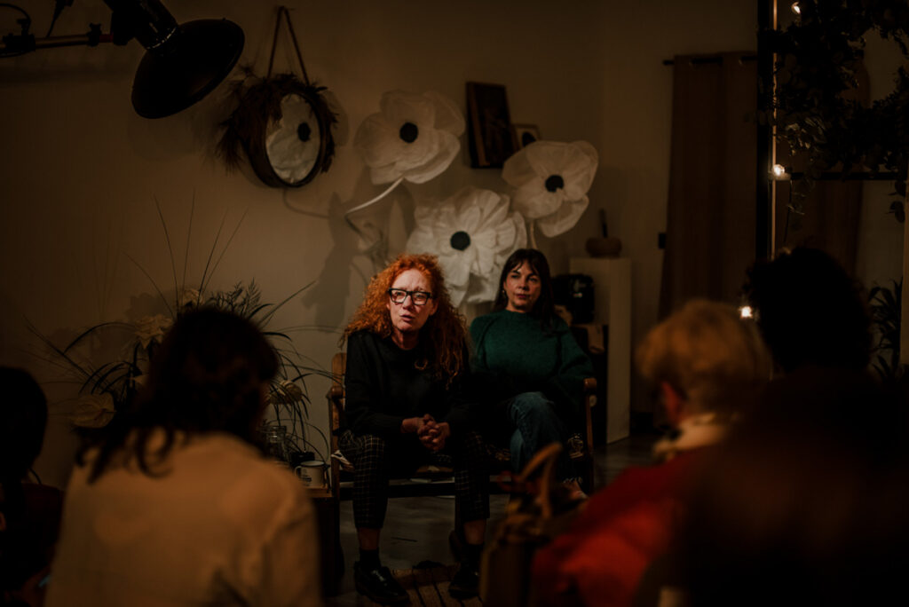 Charla y encuentro en el espacio creativo de Pía Alvero Fotografía en Pamplona